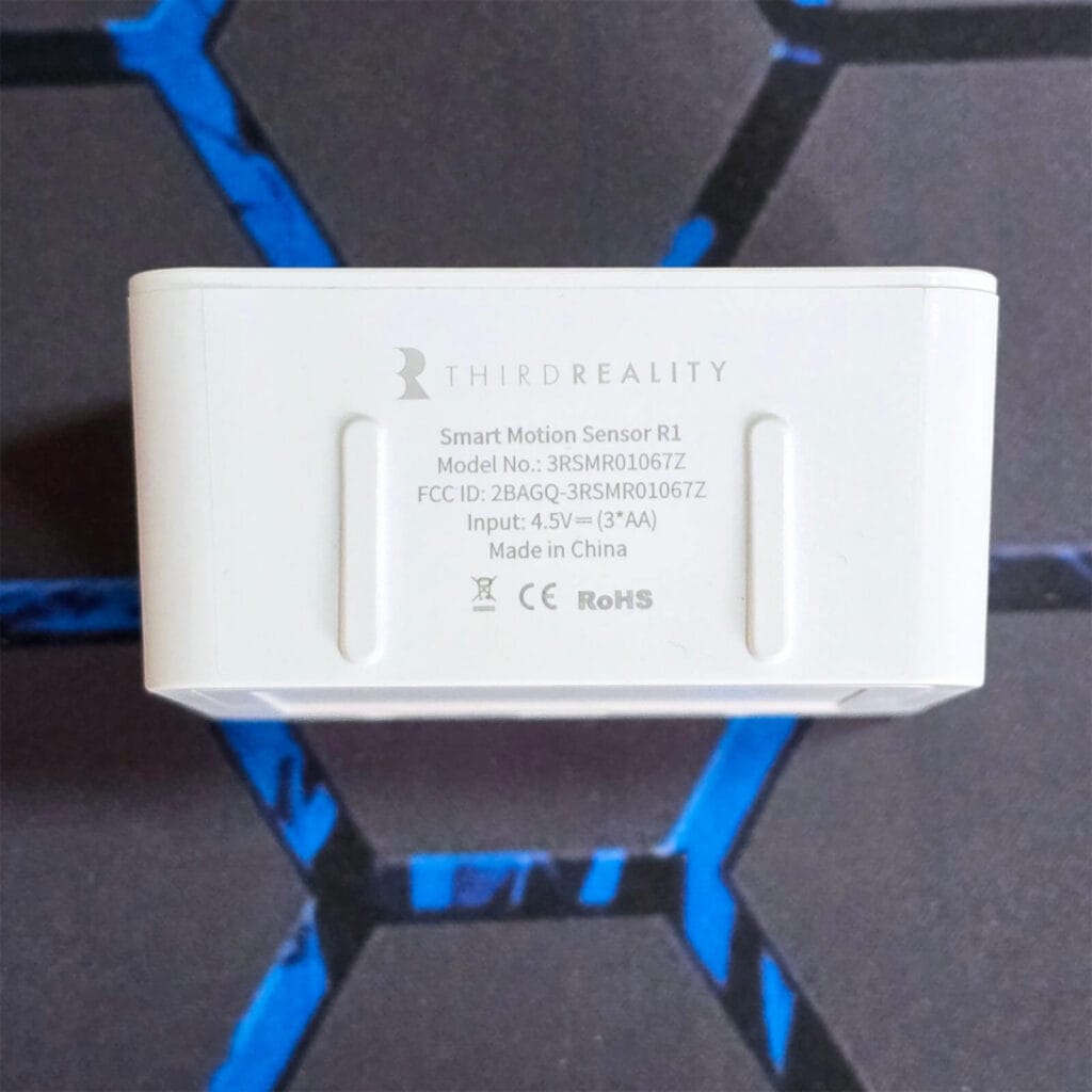 ThirdReality Smart Motion Sensor R1 Review by SmartHomeScene: Case Bottom View