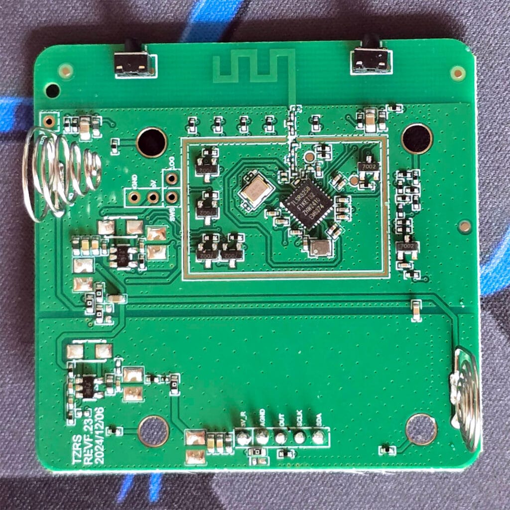 ThirdReality Smart Motion Sensor R1 Review by SmartHomeScene: Main PCB with Module